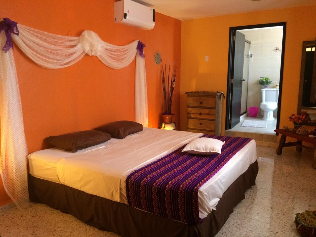 Casa Mazejuwi Hotel Campeche Exterior photo
